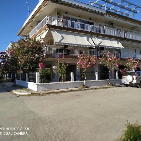 Cosi Apartment Паралия-Дионисиу Экстерьер фото