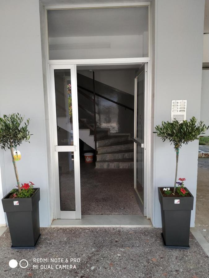 Cosi Apartment Паралия-Дионисиу Экстерьер фото
